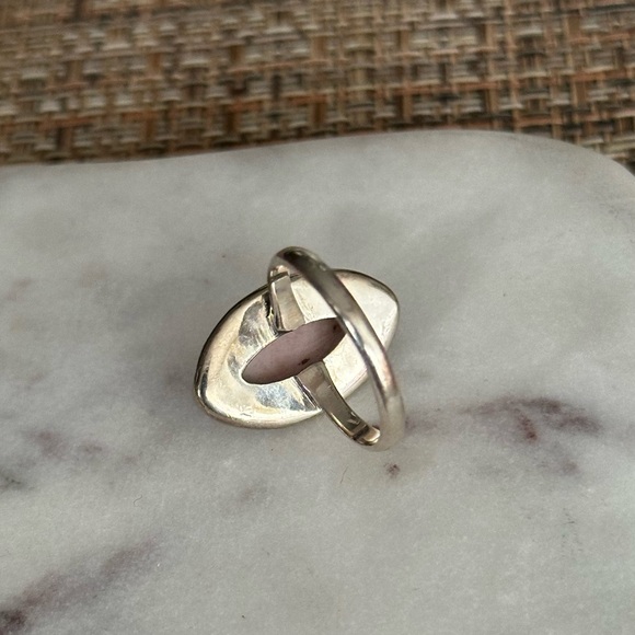 Sterling silver pink conch ring - Picture 2 of 3